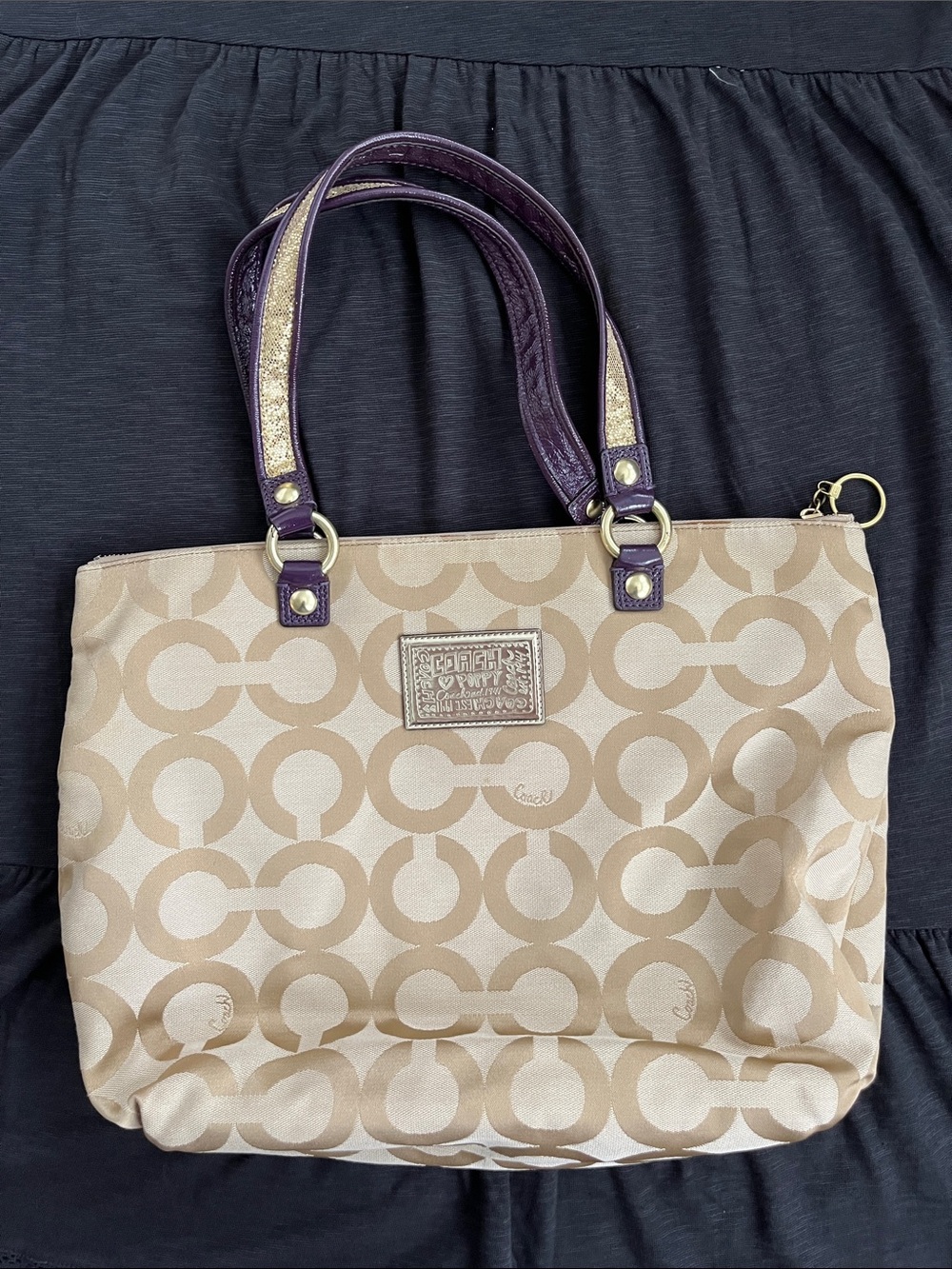 EUC Coach Poppy Graffiti Beige Signature Canvas Tote & Wallet/Wristlet - Picture 8 of 17